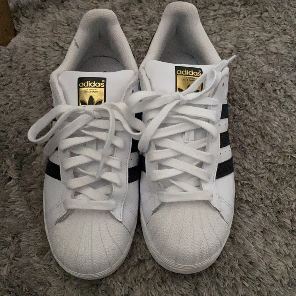Women’s adidas size 8 1/2